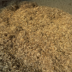 Miscanthus Animal Bedding 20kg (£7.48 per bale if you order 36 Bales)