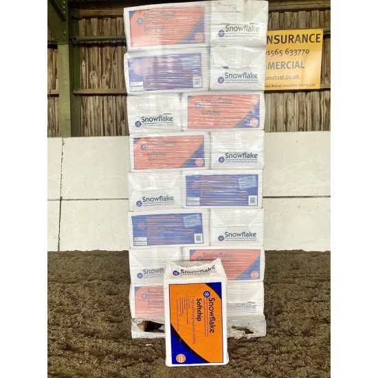 Snowflake Softchip 20kg (£6.58 per bale if you order 35 or 40 Bales)